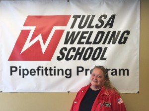 Penny Petree - Instructora de instalación de tuberías en la escuela de soldadura de Tulsa