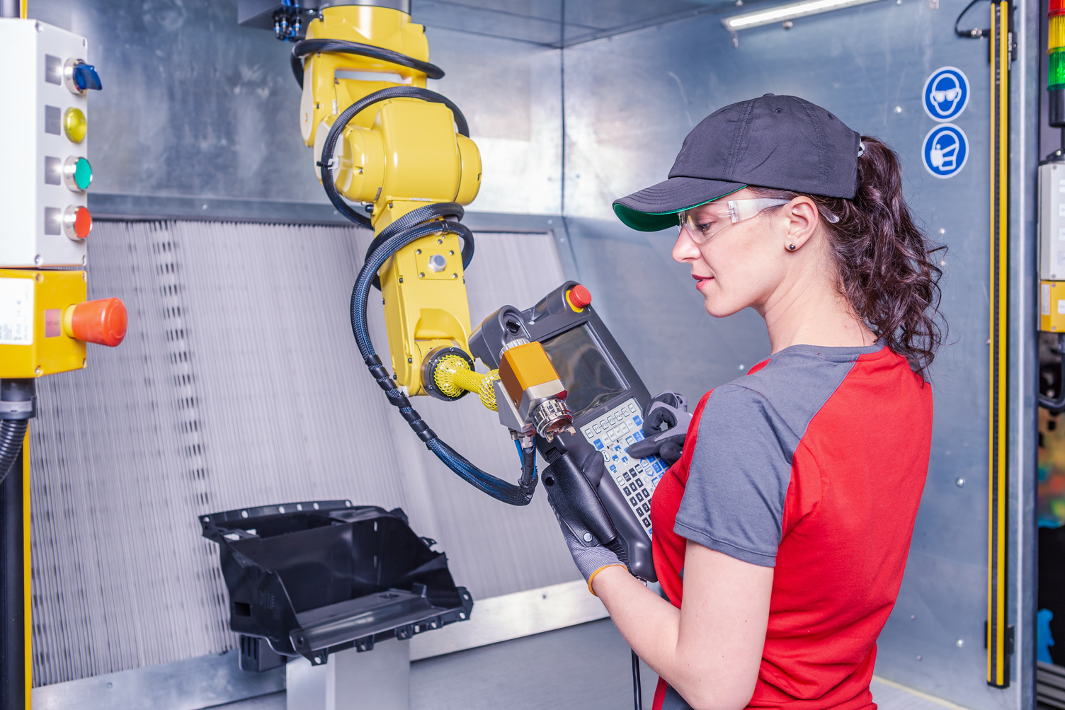 Student in TWS industrial maintenance school