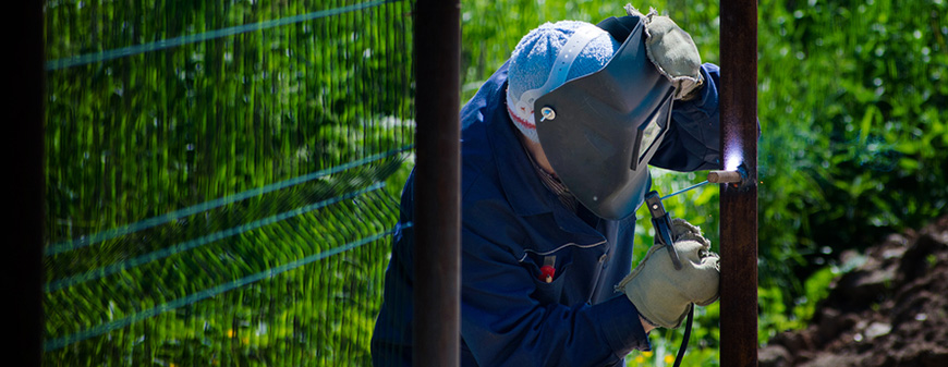 mobile welder in field