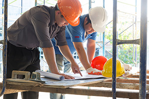 dos trabajadores en la construcción