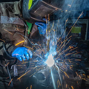 welder welding