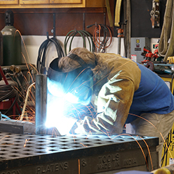 welder working